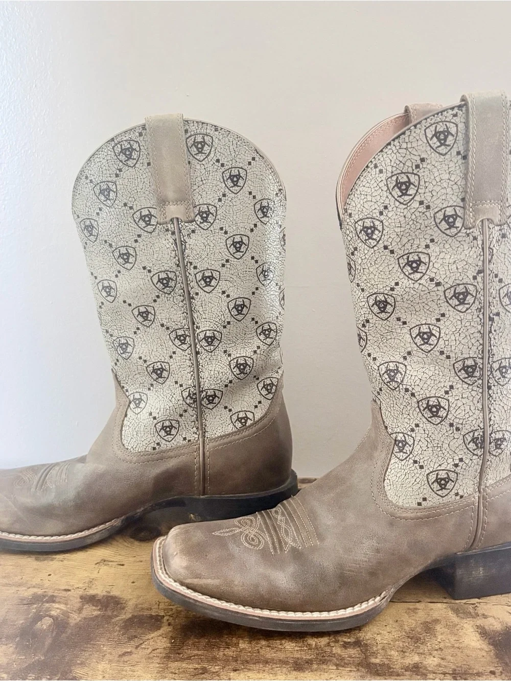 Ariat women over